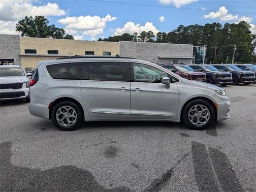 2022 Chrysler Pacifica Limited