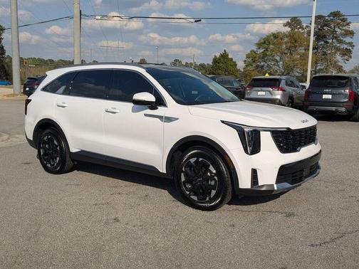 Glacial White Pearl 2025 Kia Sorento S