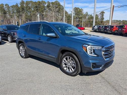 2024 GMC Terrain SLT