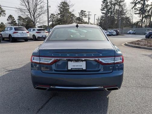 2018 Lincoln Continental Select