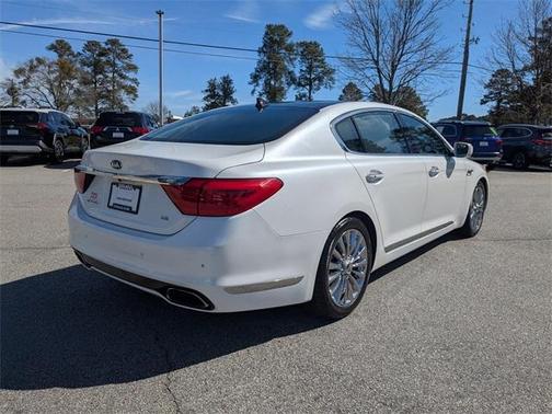 2015 Kia K900 Luxury