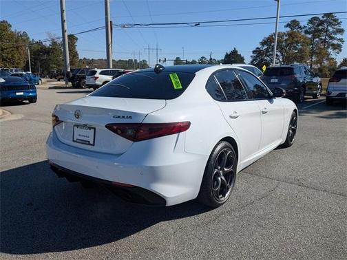2019 Alfa Romeo Giulia Base