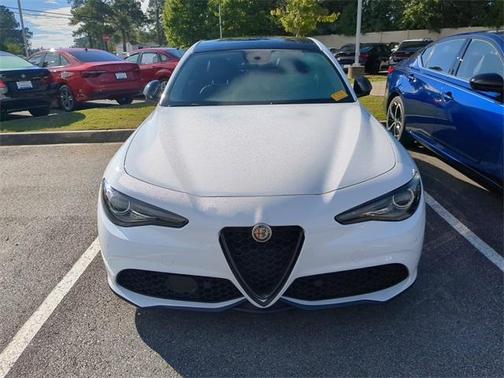 2019 Alfa Romeo Giulia Base