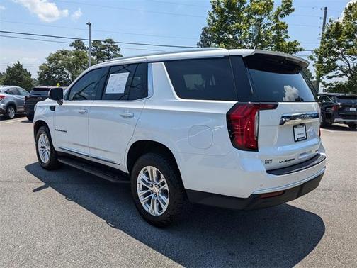 2022 GMC Yukon SLT