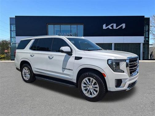 2022 GMC Yukon SLT