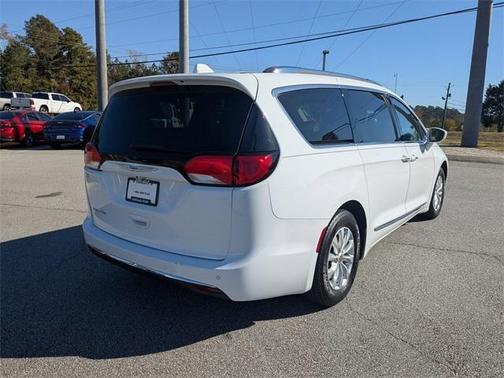 2018 Chrysler Pacifica Touring-L Plus