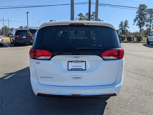 2018 Chrysler Pacifica Touring-L Plus