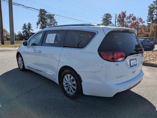 2018 Chrysler Pacifica Touring-L Plus