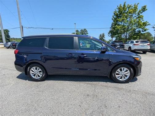 2018 Kia Sedona LX