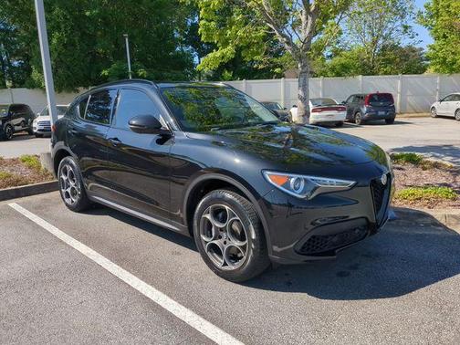 2021 Alfa Romeo Stelvio Base