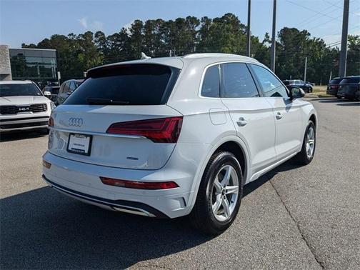 2024 Audi Q5 40 Premium