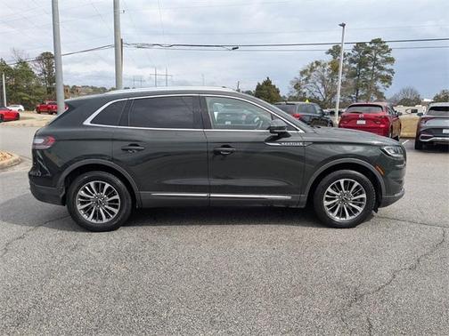 2022 Lincoln Nautilus Standard