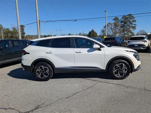 2024 Kia Sportage LX