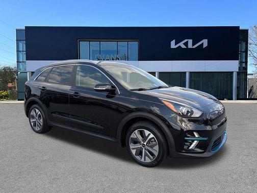 Aurora Black Pearl 2022 Kia Niro EV EX
