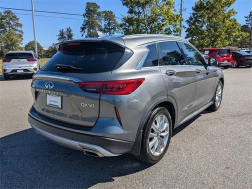 2021 INFINITI QX50 Luxe
