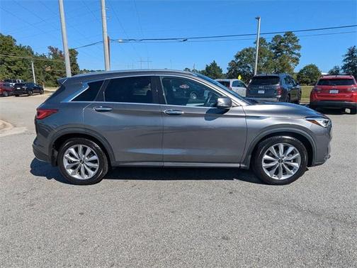 2021 INFINITI QX50 Luxe