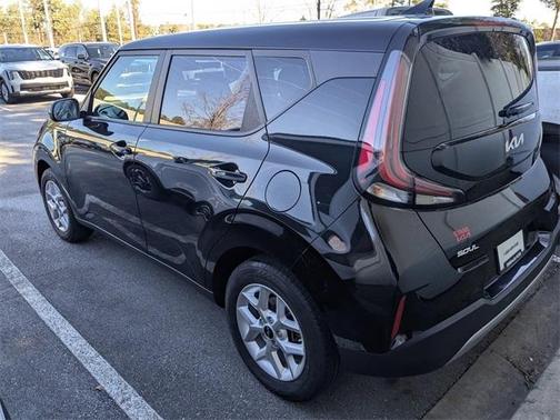 2024 Kia Soul LX