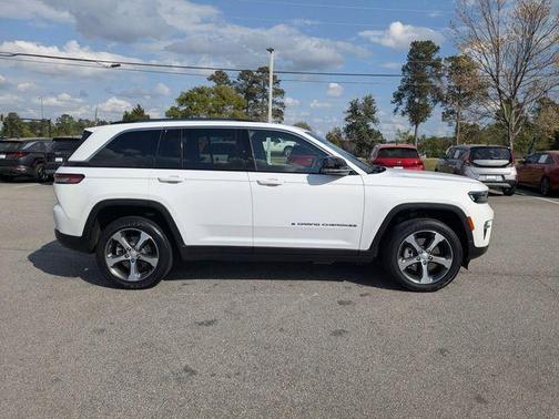 2022 Jeep Grand Cherokee 4xe Base