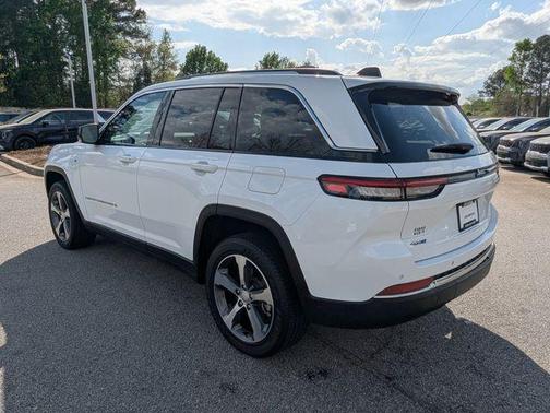 2022 Jeep Grand Cherokee 4xe Base