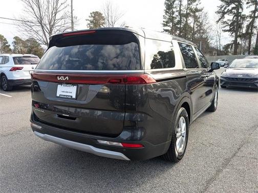 2022 Kia Carnival LX