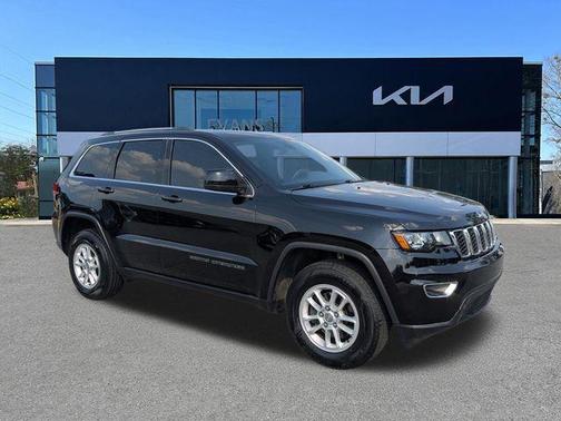 Diamond Black 2020 Jeep Grand Cherokee Laredo E