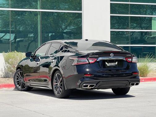 Super Black 2020 Nissan Maxima 3.5 Platinum