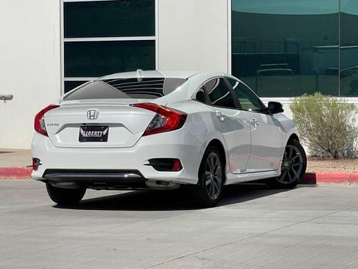 Platinum White Pearl 2019 Honda Civic EX
