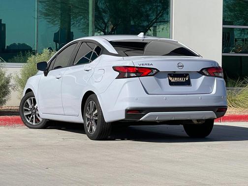 2024 Nissan Versa 1.6 SV