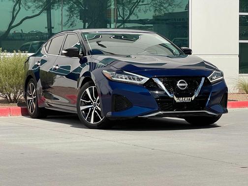 2023 Nissan Maxima SV Xtronic CVT