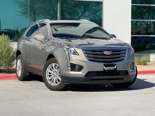 2017 Cadillac XT5 Base
