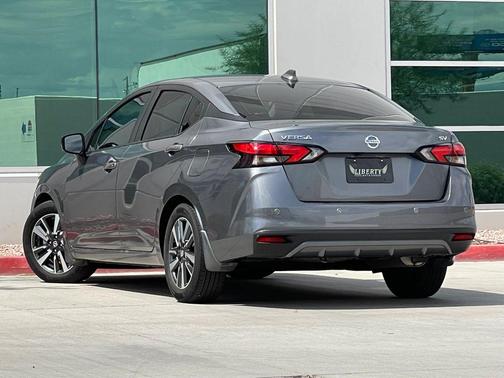 2022 Nissan Versa 1.6 SV