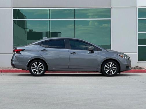 2022 Nissan Versa 1.6 SV