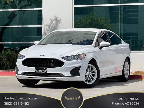 2020 Ford Fusion SE