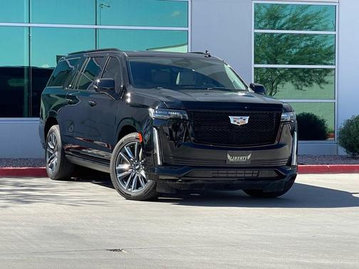 2023 Cadillac Escalade ESV Sport Platinum