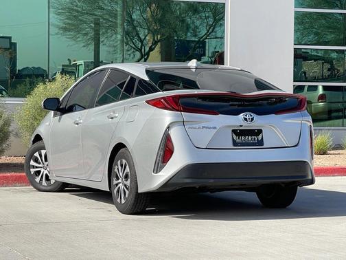 2021 Toyota Prius Prime LE