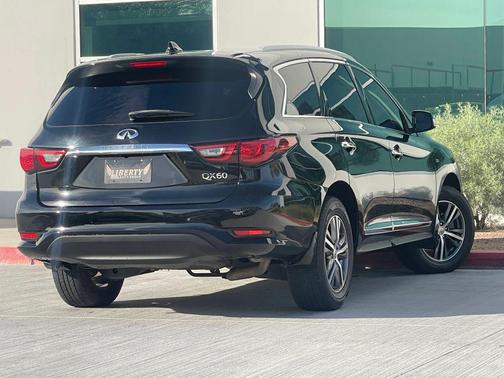 2020 INFINITI QX60 Luxe