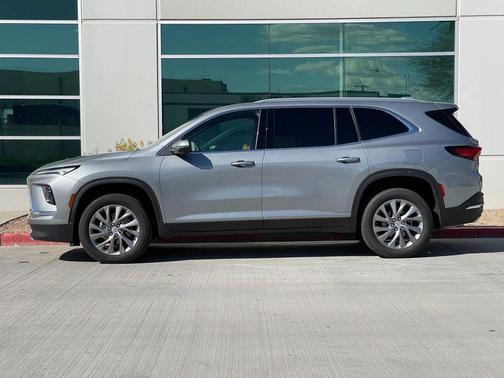 2025 Buick Enclave Preferred FWD