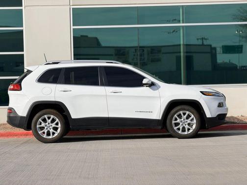 2018 Jeep Cherokee Latitude Plus