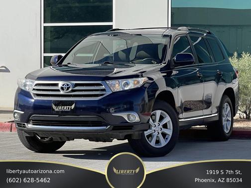 2013 Toyota Highlander SE
