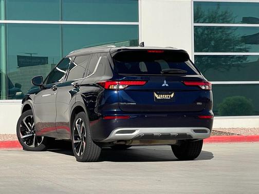 2022 Mitsubishi Outlander SEL 2.5 2WD