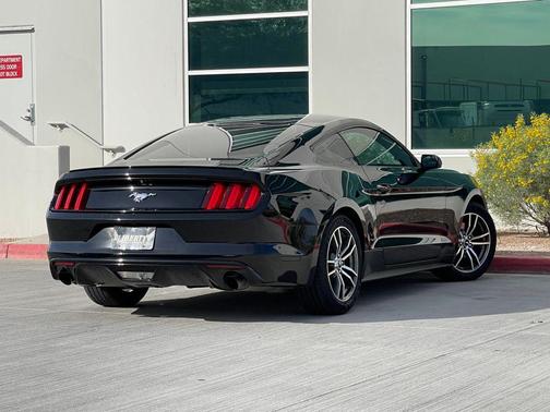2016 Ford Mustang EcoBoost