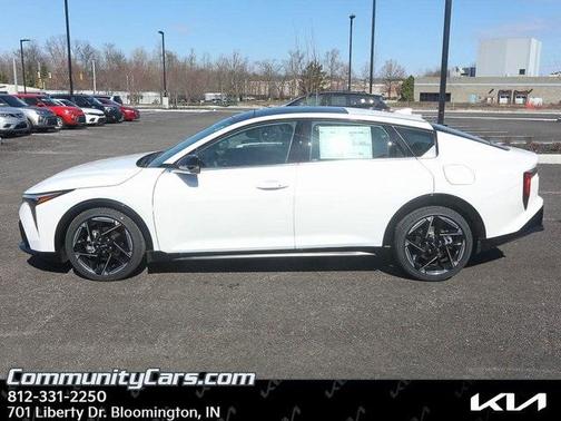 2025 Kia K4 GT-Line