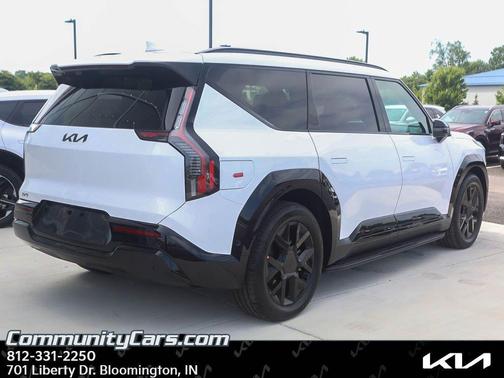 2026 Kia EV9 Land