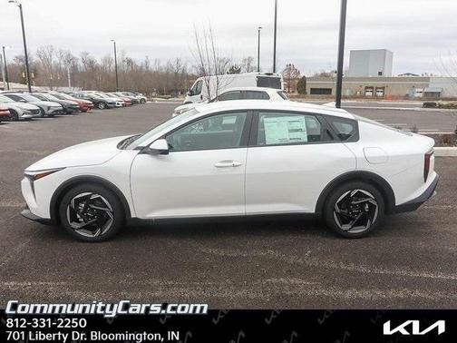 2025 Kia K4 EX