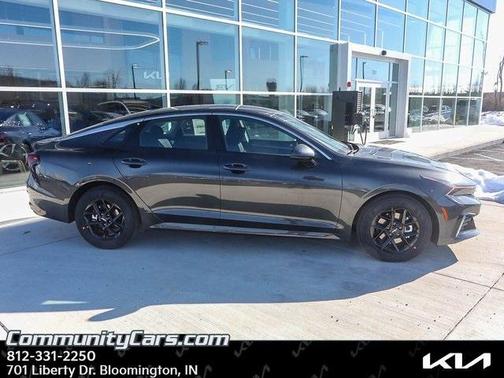 2025 Kia K5 LXS