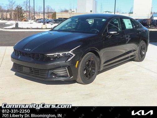 2025 Kia K5 LXS