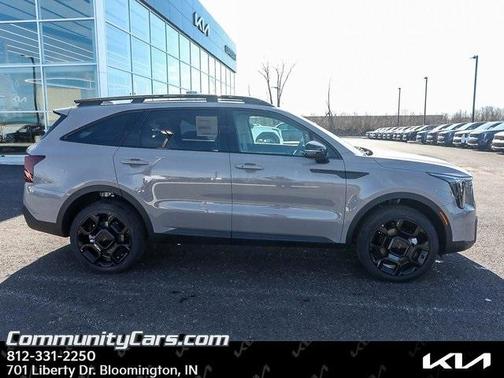 2025 Kia Sorento X-Line EX