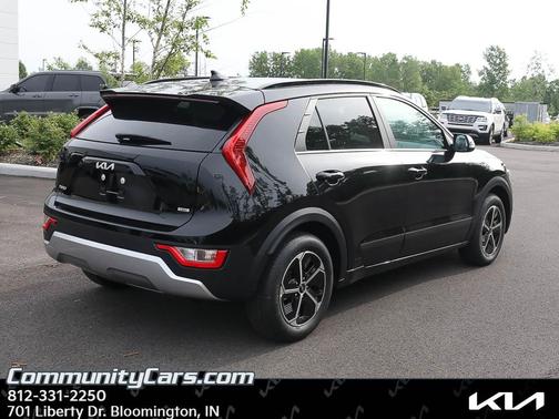 Aurora Black Pearl 2026 Kia Niro EX