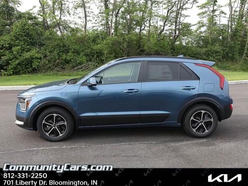 Mineral Blue 2026 Kia Niro EX