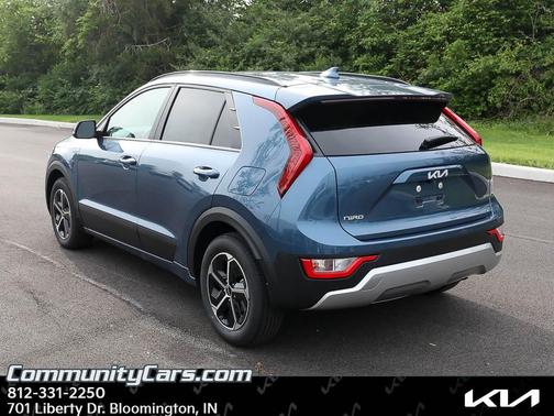 Mineral Blue 2026 Kia Niro EX